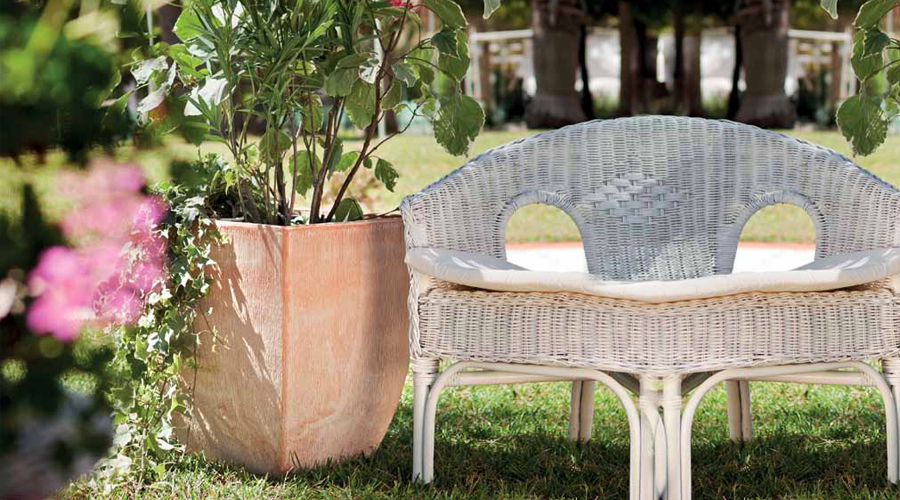 vasi e fioriere arredo giardino in terracotta salento